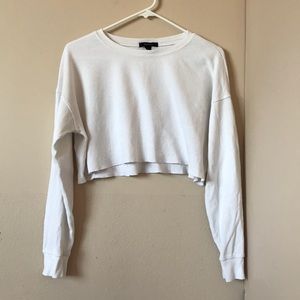 white long sleeve cropped top